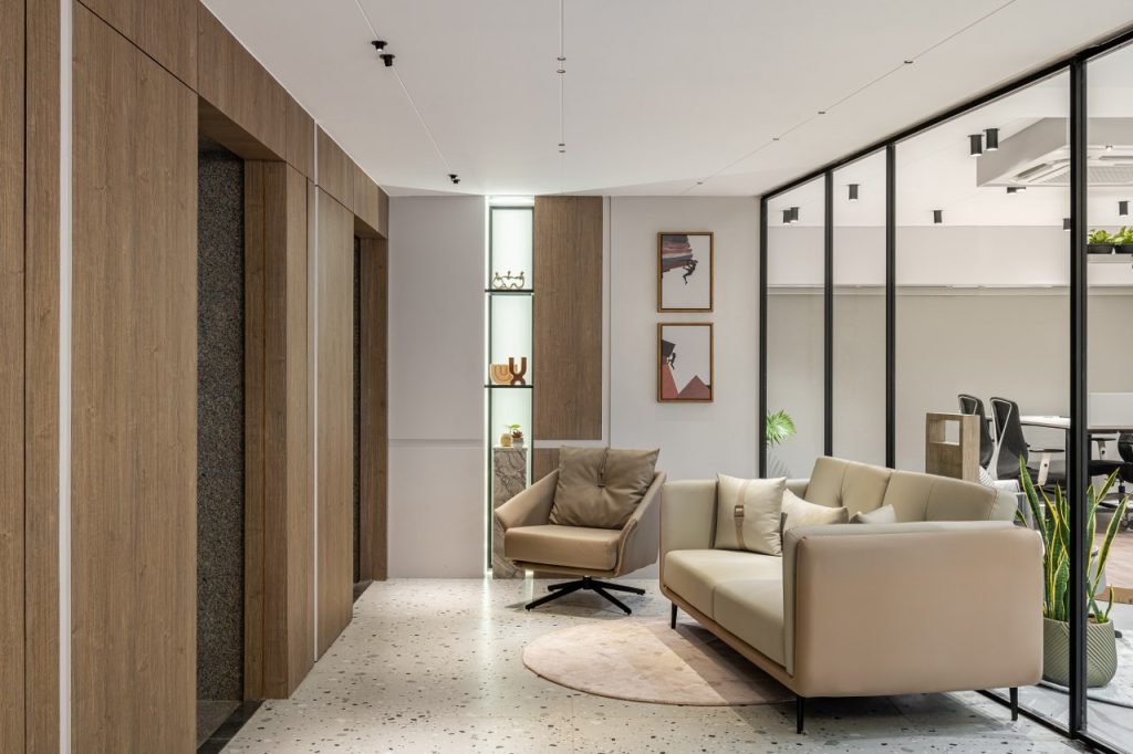 about us Property Consultant in Noida